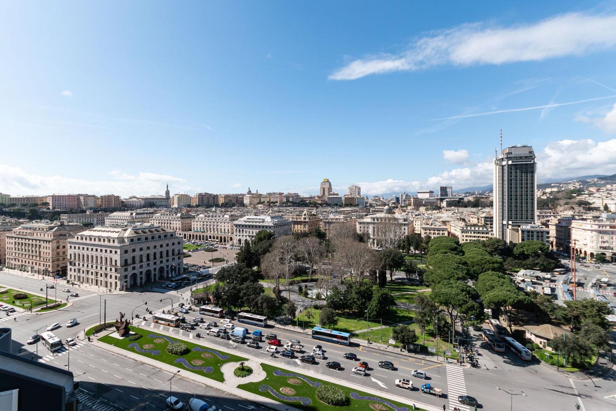 Free Parking In Luxury Suite With City View - Steps To Brignole Train Station Génova Exterior foto