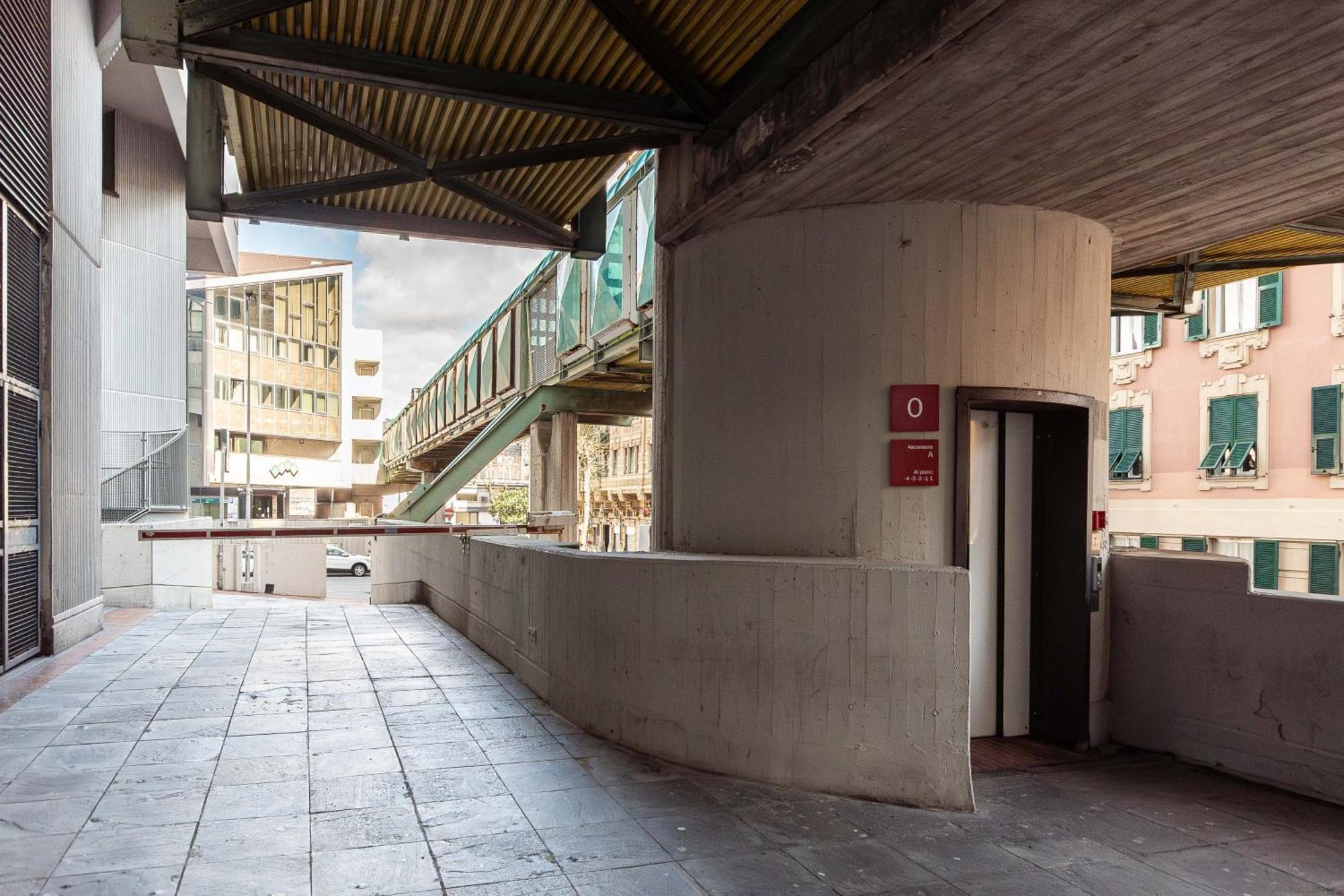 Free Parking In Luxury Suite With City View - Steps To Brignole Train Station Génova Exterior foto
